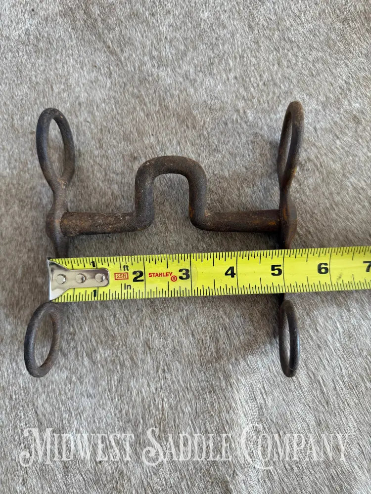 Rustic Hand-Forged Iron Western Cowboy Curb Bit with Medium Port Bit