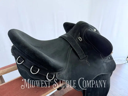 Wintec Pro Stock Australian HART Saddle with Swinging Fender Extras Included! Australian Saddle